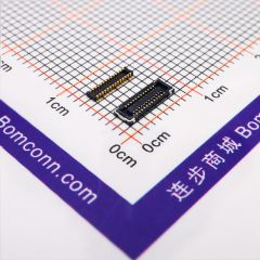 BTB-板对板连接器-0.4拼距24P（2*12）-0.7合高-2.5宽度